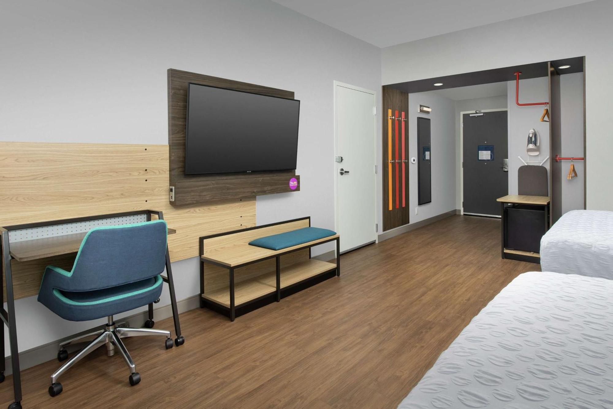 Tru By Hilton Lake City Esterno foto
